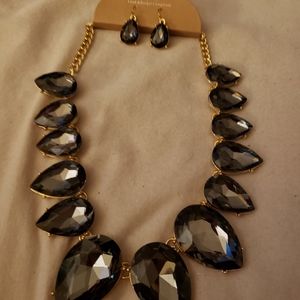 Stunning Substantial Smoky Gray Rhinestone Necklace Earrings Set